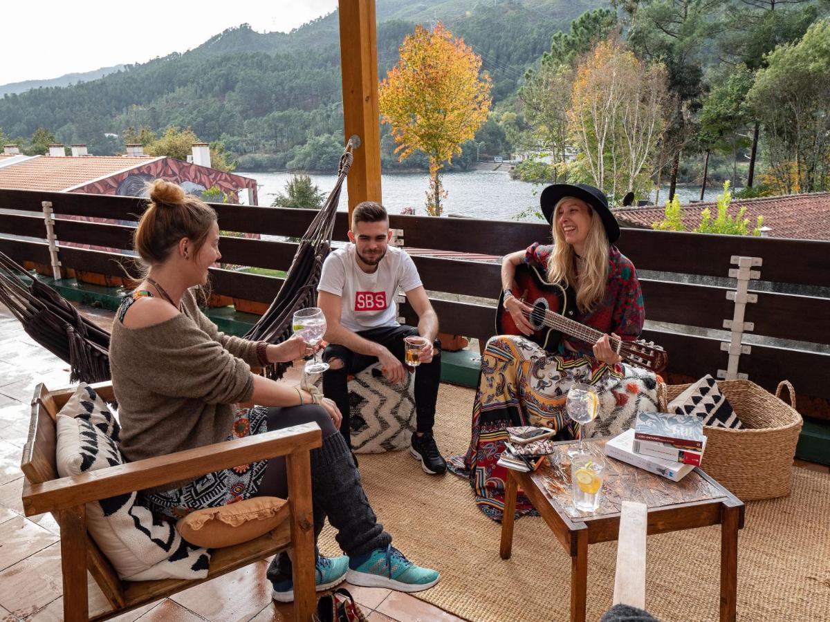 Selina Geres Hotel Terras de Bouro Bagian luar foto